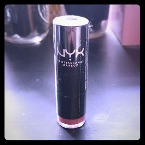 NYX lipstick